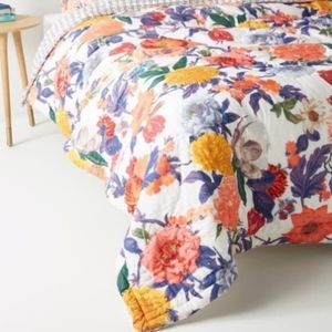 Agneta Quilt -- Full